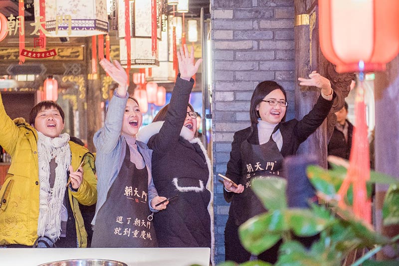 朝天门火锅《英雄联盟》全明星赛观影会精彩落幕 朝天门火锅《英雄联盟》全明星赛观影会精彩落幕