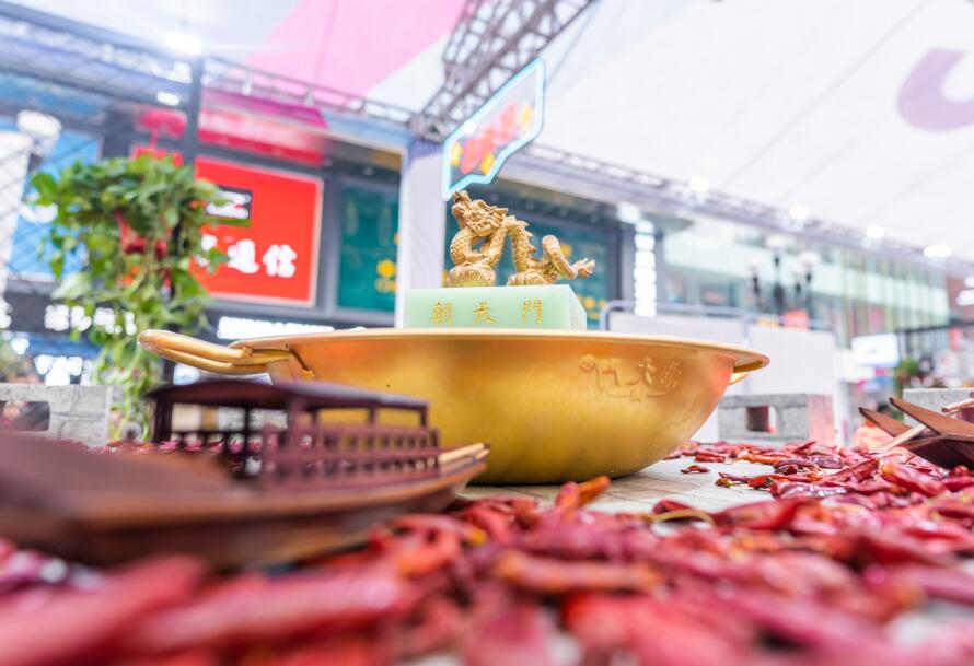 如何打造有特色的主题火锅？