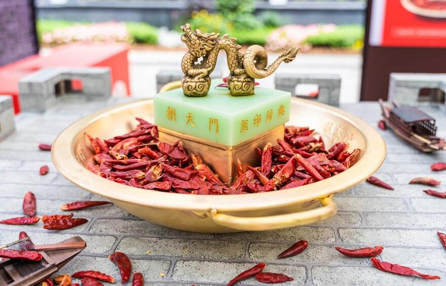 和田开火锅加盟店怎么经营，前景好吗？