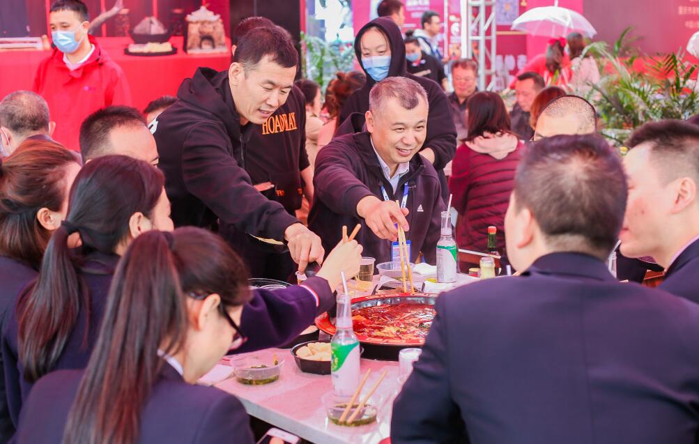 如何加盟重庆火锅店？这些要点要记牢！
