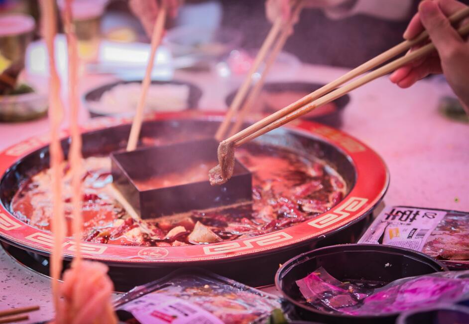 吉林开火锅加盟店，经营的时候需要注意什么？