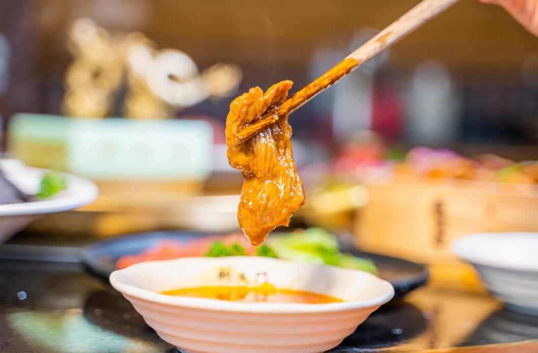 新手开火锅店有必要加盟吗？自己干行不行？