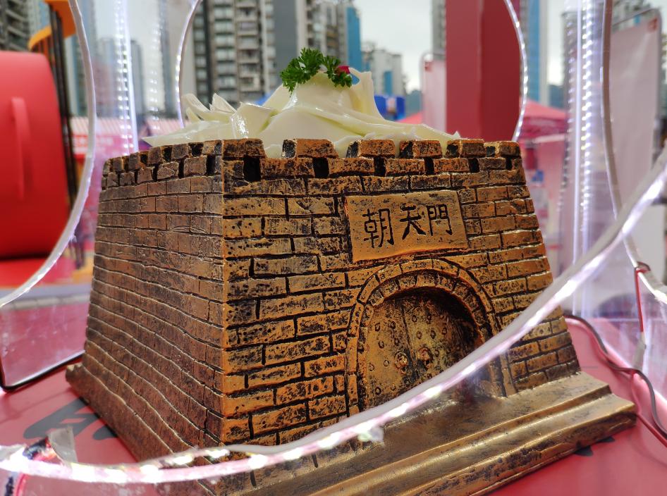 吃非遗火锅看一线江景，就来洪崖洞朝天门火锅！