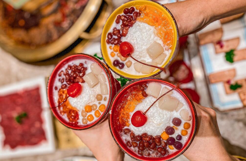 是什么奶茶，让火锅店销量翻倍！请把它们名字记下来