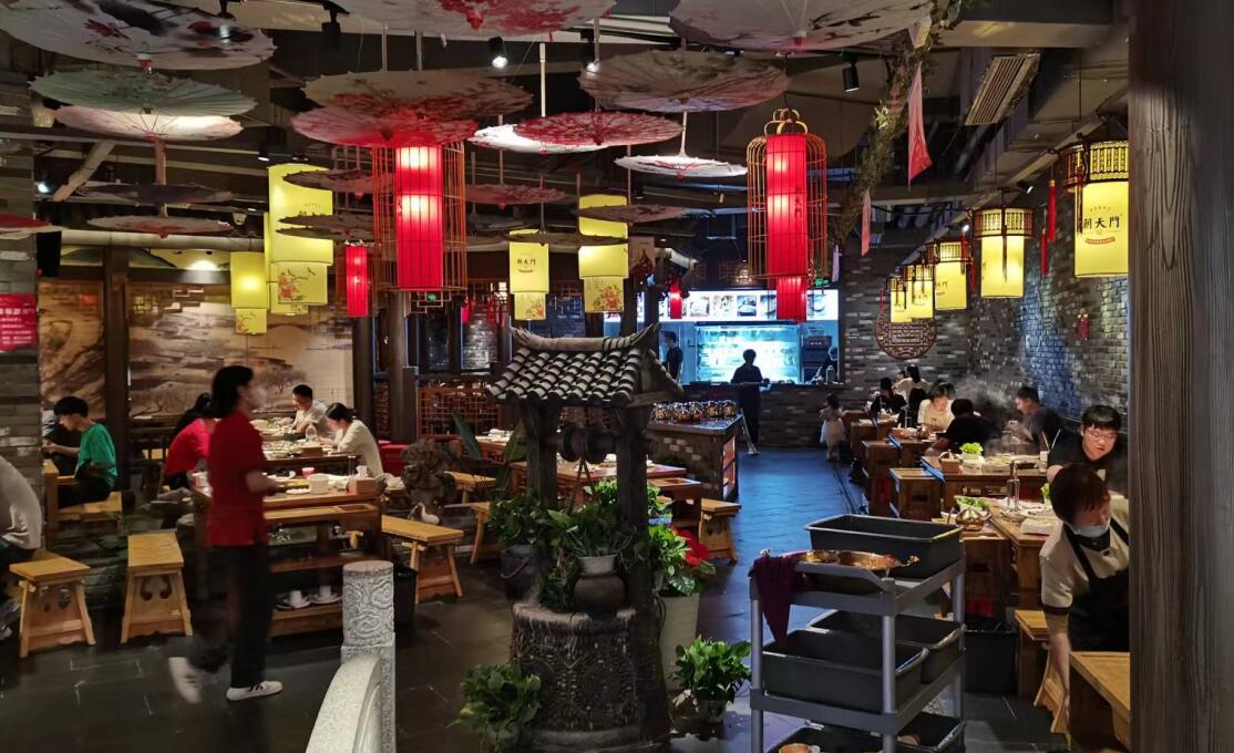 爆款火锅店五大玩法，做到两样，立马出圈！