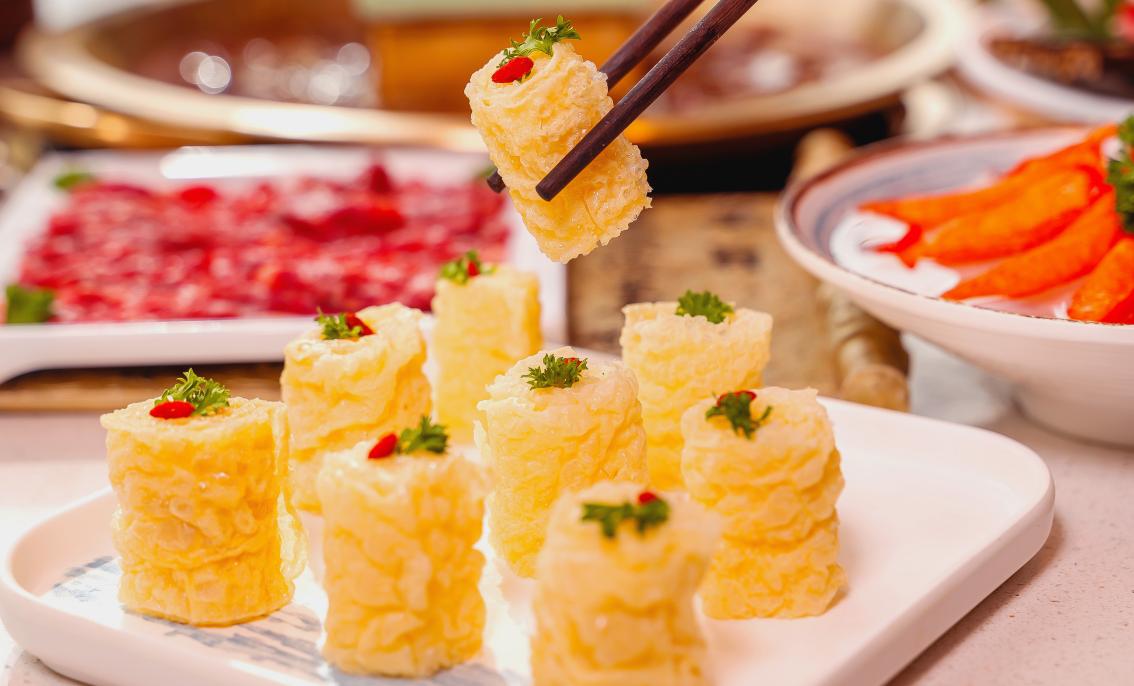 正宗重庆火锅店，必备的五道素菜品，第一道就是必备！