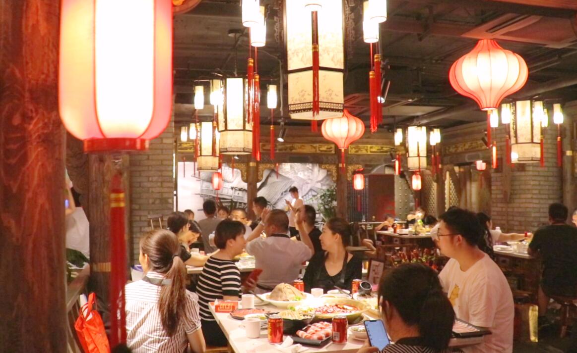 吃火锅，喝什么茶，更能吃出特色？
