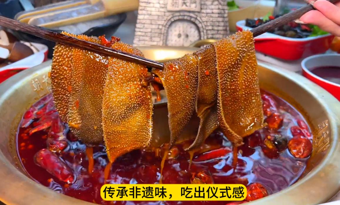 中秋节来重庆，感受山城美食魅力，旅行打卡攻略！