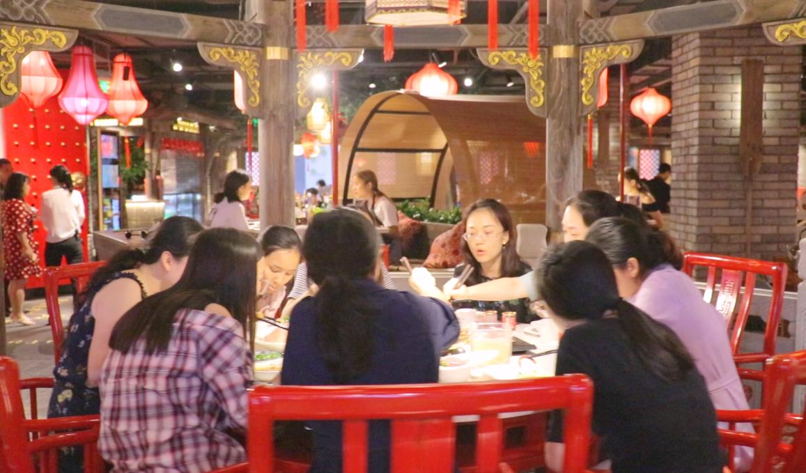 在米兰，怎么开一家特色重庆火锅店？